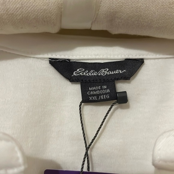 Eddie Bauer short sleeve V-neck tee. Size XXL brand new with tags. - Picture 4 of 6